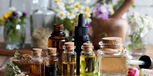 فرق بین اسانس و عصاره در تهیه داروهای گیاهی