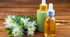 خواص روغن درخت چای برای درمان آکنه ولگاریس